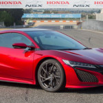 Fernando Alonso dos veces campeón del mundo de la F1 conduce NSX 2017